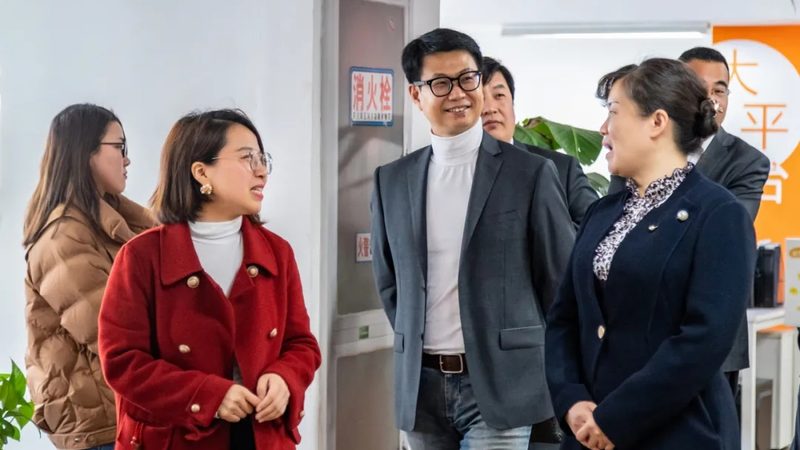 广州影视制作定制服务：材质选择背后的秘密**